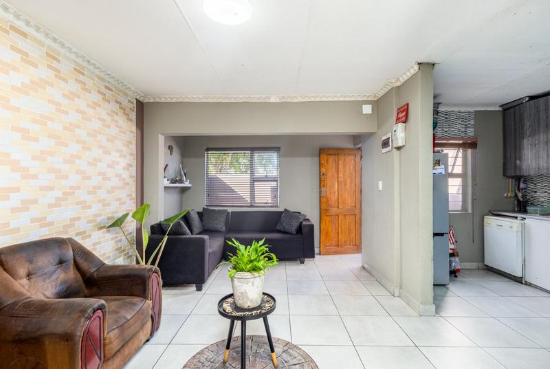 4 Bedroom Property for Sale in Pelican Park Western Cape